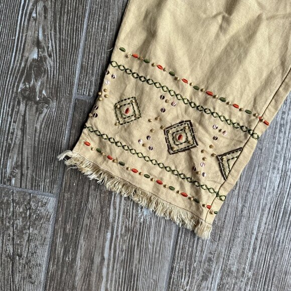2/$18 SALE! Vintage Joy Peace Capri Pants Womens 8 High Waist Embroidered Beaded - Picture 4 of 11